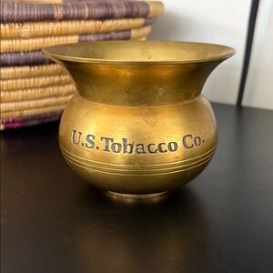 Vintage US Tobacco Co Brass Spittoon ashtray